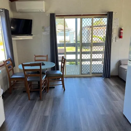 Lakes Main Holiday Park Lakes Entrance Exterior photo