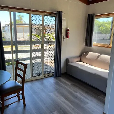 Lakes Main Holiday Park Lakes Entrance Exterior photo