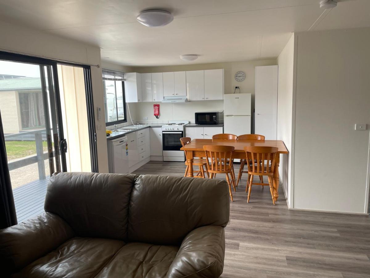 Lakes Main Holiday park